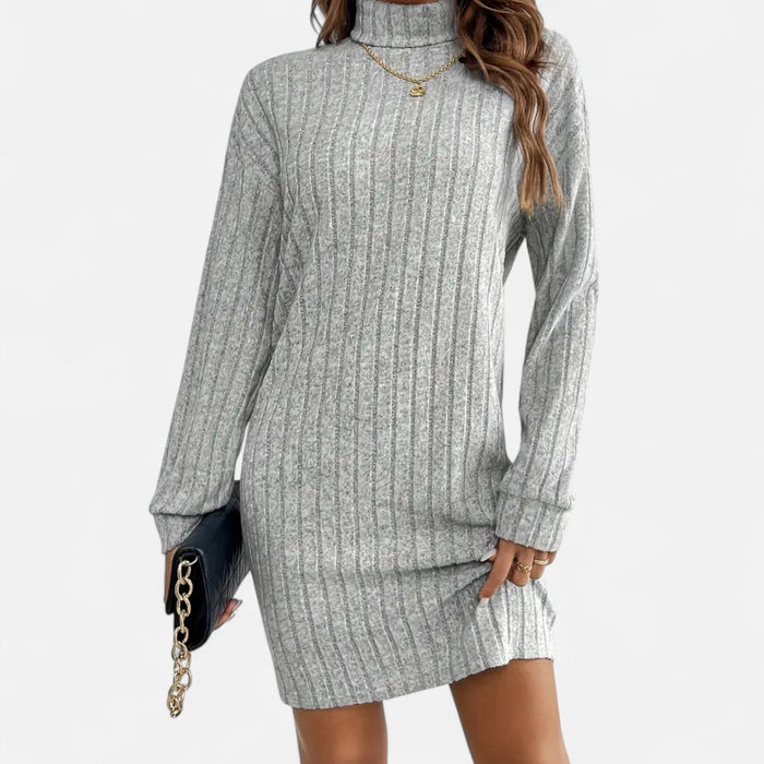 Valmonti | Dam Turtleneck Texturerad Stickad Klänning