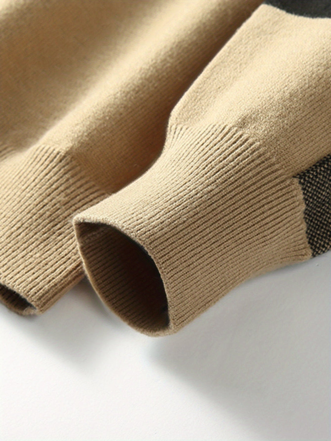 Herrars Ullknapp Cardigan – Handgjord Stickad Regular Fit