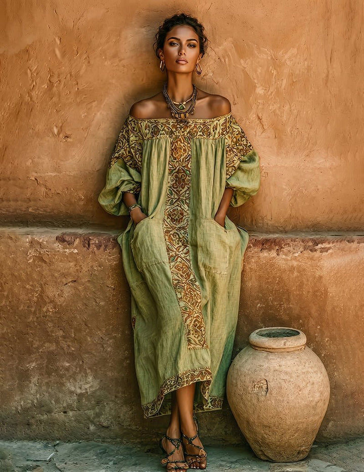 Kvinnors Off Shoulder Maxi Klänning med Tryckta Paneler