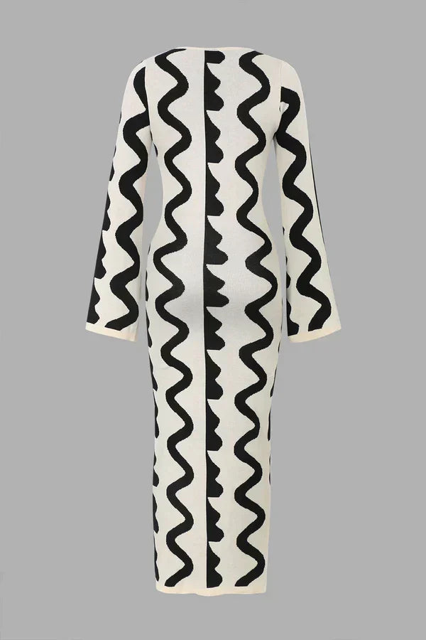 Elegant vågmönstrad stickad klänning för kvinnor – Stilig våroutfit med mjukt bekvämt tyg - Svart och vit färg - Feminint modernt design