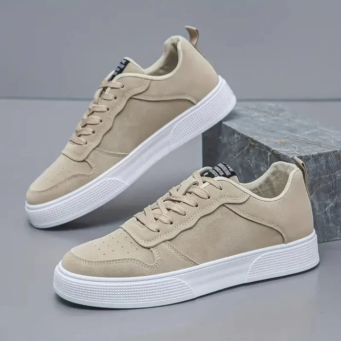 Herr Låga Sneakers med Vit Sula och Rem