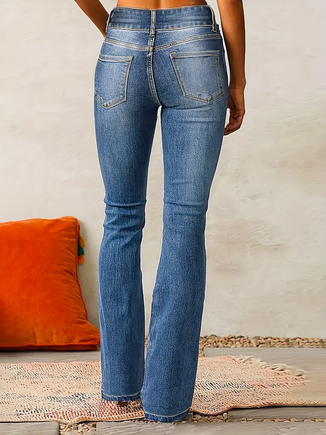 Kvinnors Högmidjade Utsvängda Jeans – Retro Denimbyxor för Avslappnad Vardagsbruk