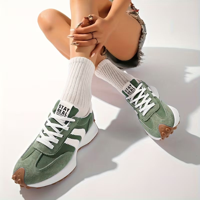 Kvinnors Retro Plattforms Löparskor Suede Gatumodeller