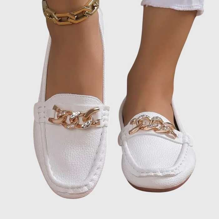 Kvinnors Loafers med Kedjedetalj – Slip-On Skor för Dagligt och Smart Avslappnat Utseende
