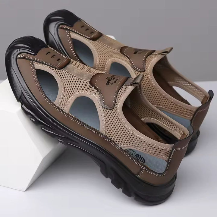 Herrarnas Stängda Tå Mesh Trekking Sandaler med Robust Grepp Sula