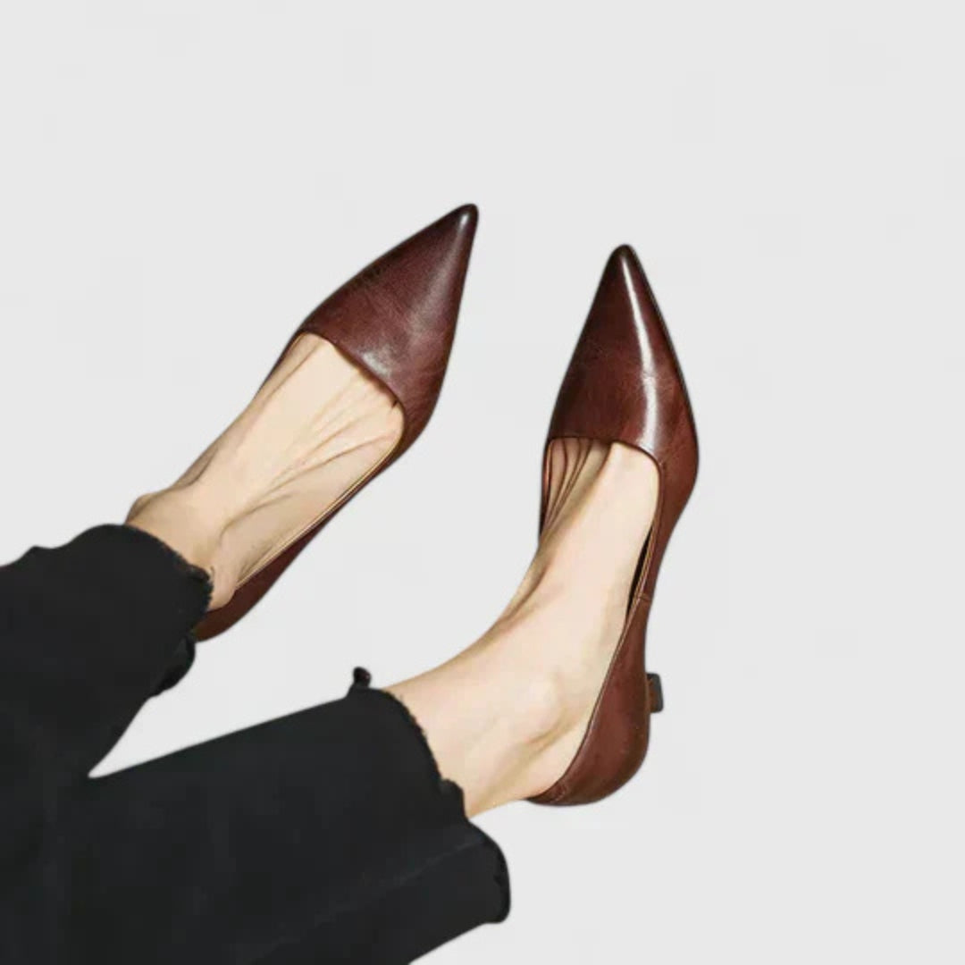 Kvinnors Spetsig Tå Kitten Heel Pumps – Eleganta Skor för Kontor och Kvällsbruk