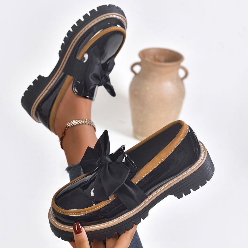 Kvinnors Lacklook Plattform Loafers med Slips Detalj