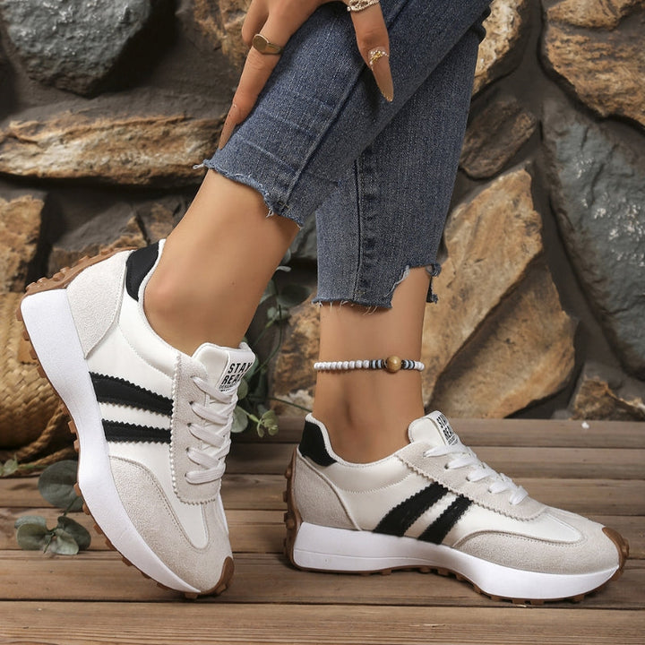 Kvinnors Retro Plattforms Löparskor Suede Gatumodeller