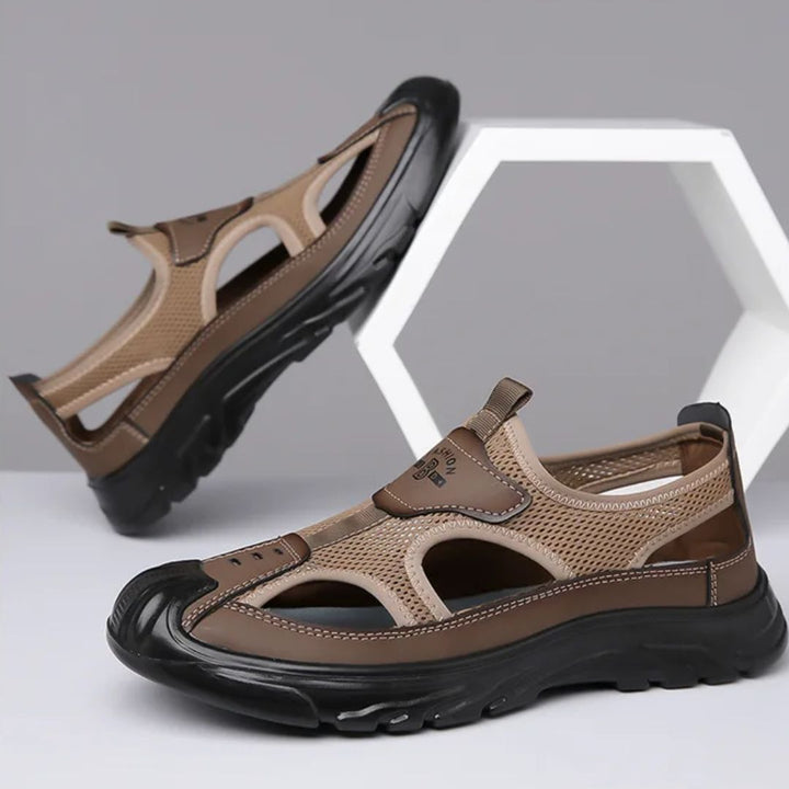 Herrarnas Stängda Tå Mesh Trekking Sandaler med Robust Grepp Sula