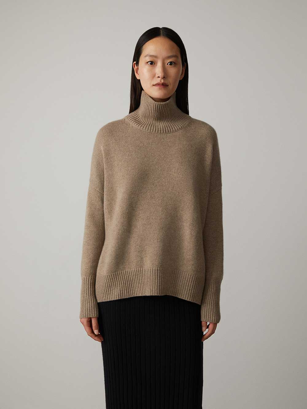 Kvinnors Cashmere-blandning Rullkrage Jumper – Mjuk Stickad för Höst och Vinter