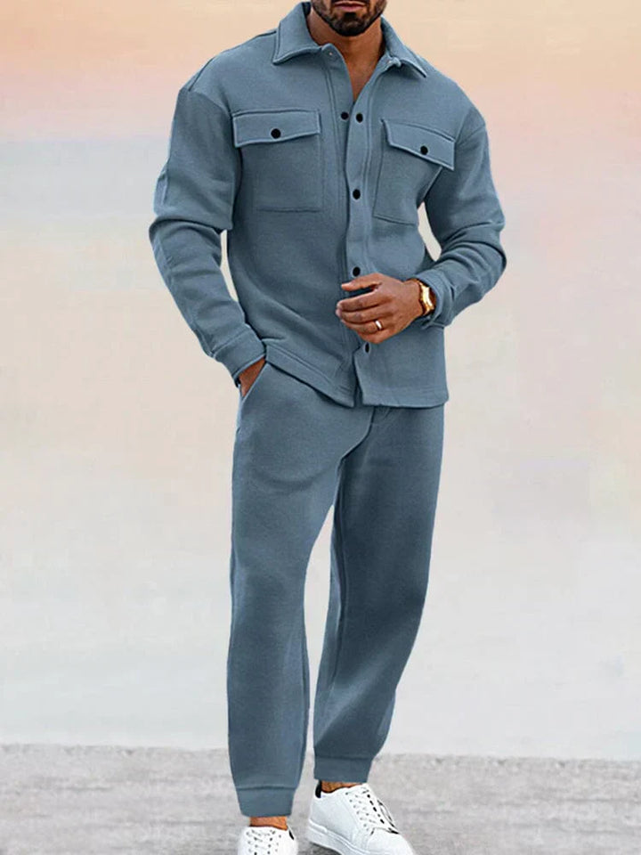 Herrens skräddarsydda overshirt och tapered byxor co-ord
