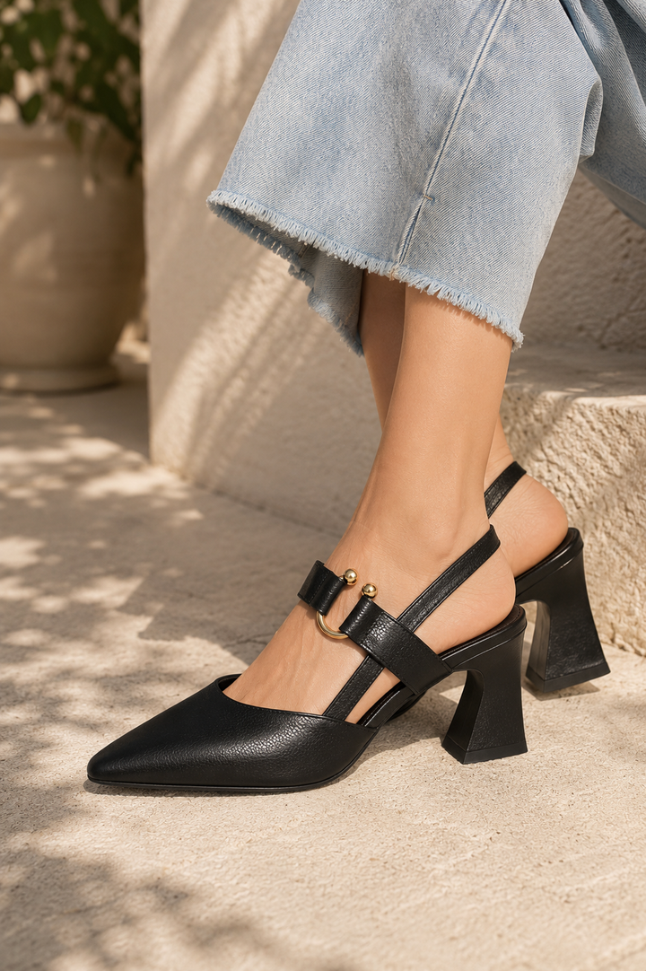 Kvinnors Spetsig Tå Slingback Blockklackar