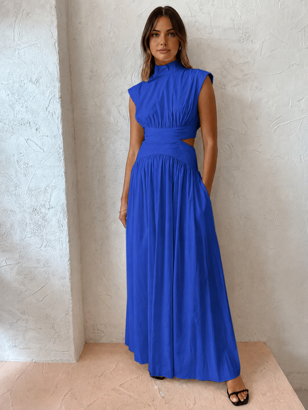 Kvinnors ärmlös cut-out höghalsad elegant maxiklänning