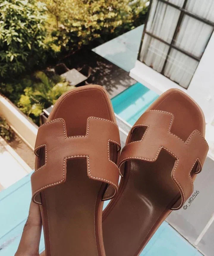 Kvinnors lädersandaler med H-rem, låg klack, eleganta sommarcasual skor