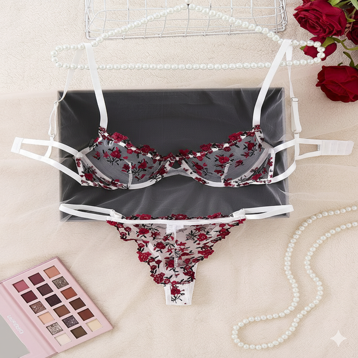 Kvinnors Broderad Mesh-BH och Stringset – Underwire Tvådelad Lingerie