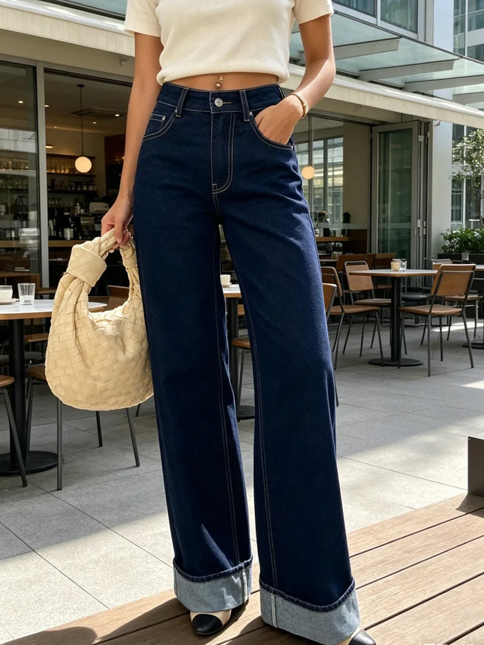 Högmidjade Wide Leg Jeans med Uppvikta Benslut