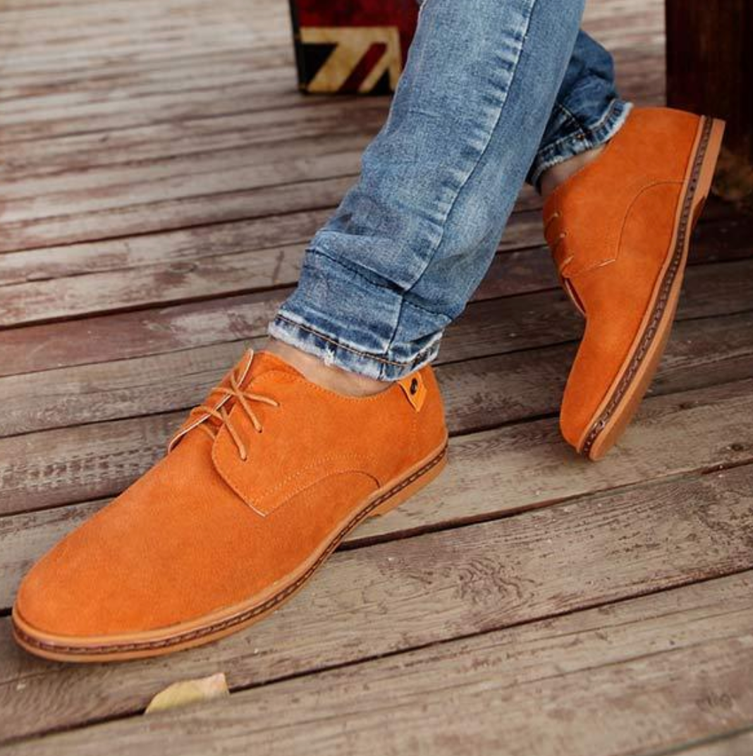 Herr Derby Skor Suede Textur Snörning Sula Detalj