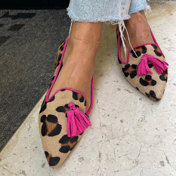 Dam Leopardmönstrade Ballerinaskor med Rosa Tofsar