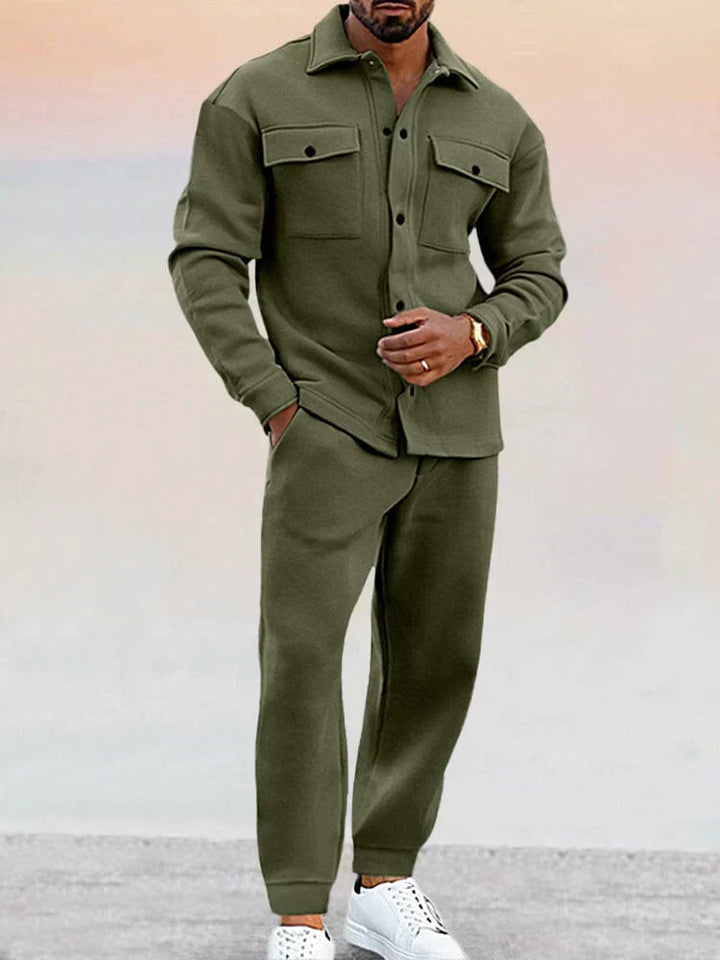 Herrens skräddarsydda overshirt och tapered byxor co-ord