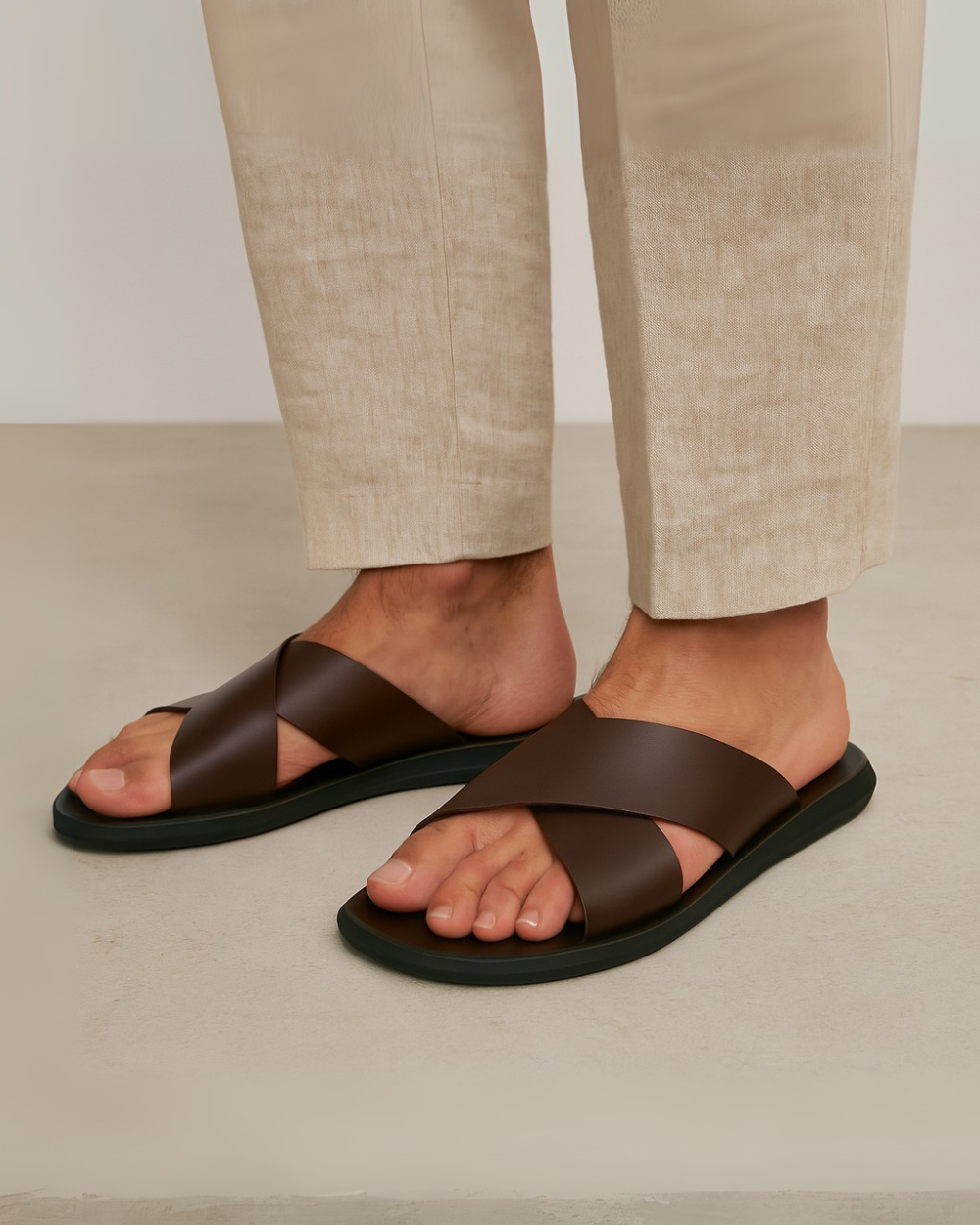 Herrens Minimalistiska Tvärrem Sandaler – Flexibla Slip-On Sandaler för Vår och Sommar