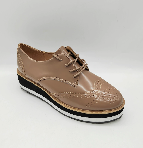 Kvinnors Brogue Oxford Skor – Plattform Snörningsstil för Smart Casual Klädsel