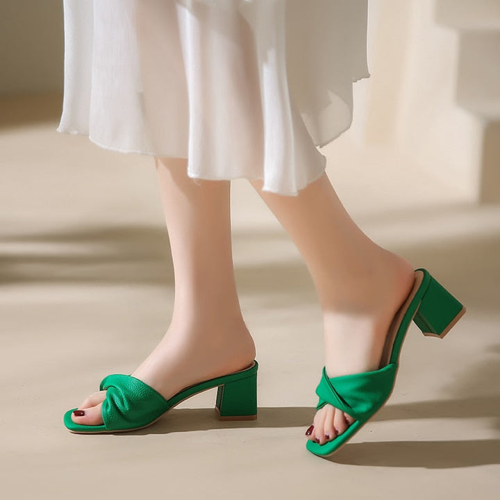 Kvinnors Blockklack Mule Sandaler Tvistad Rem Öppen Tå Elegant Slip-On Klackar