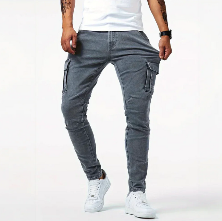 Herrers tapered denimjeans med verktygsfickor och ribbade fållar