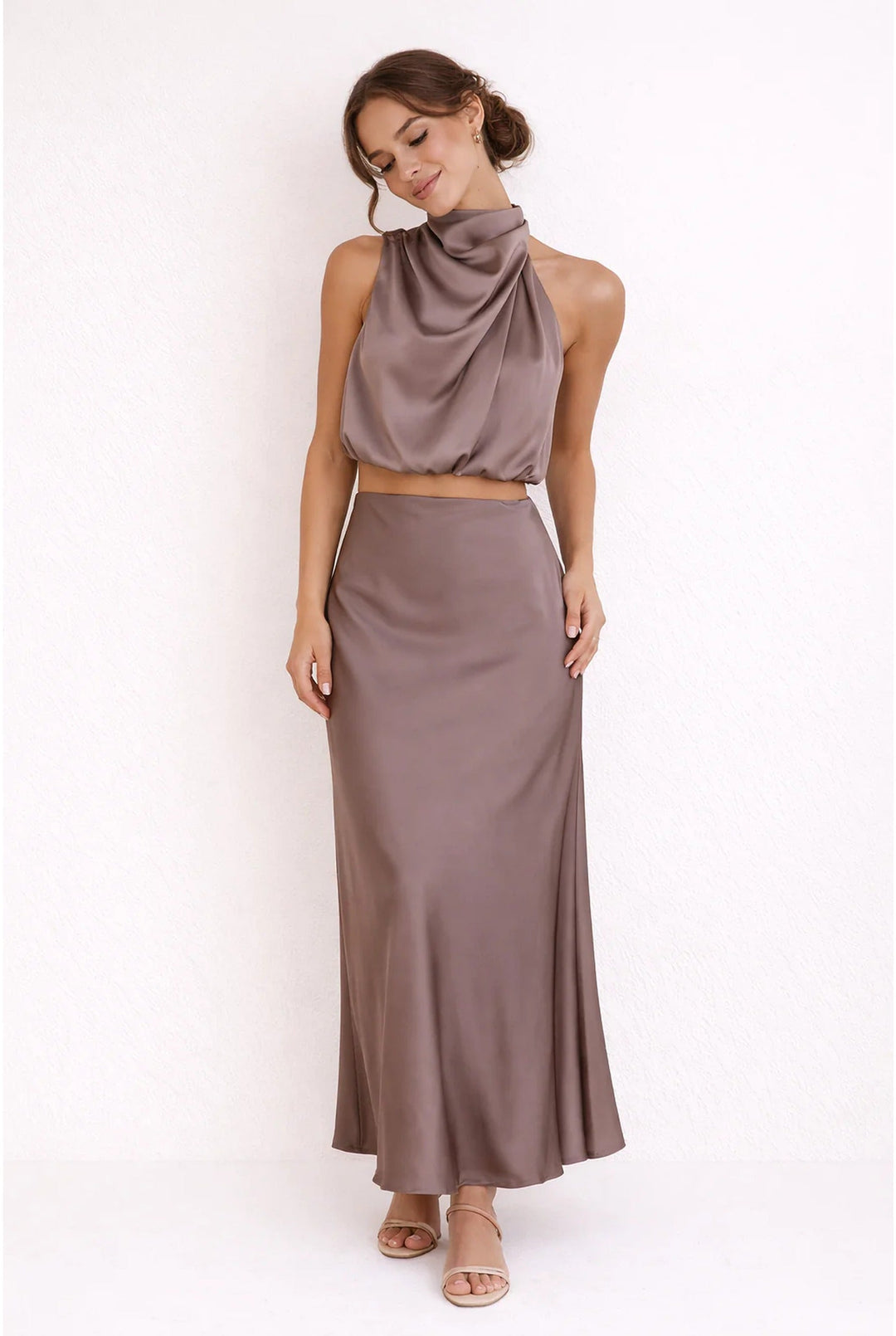 Kvinnors Siden Halterneck Top och Maxi Kjol Set