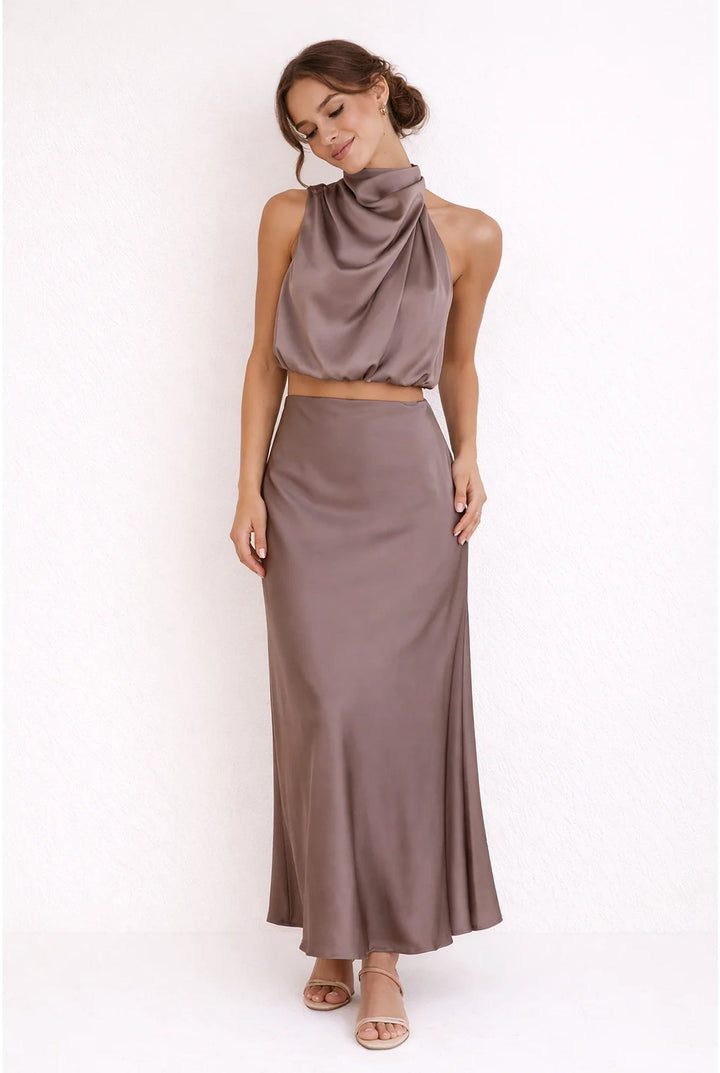 Kvinnors Siden Halterneck Top och Maxi Kjol Set