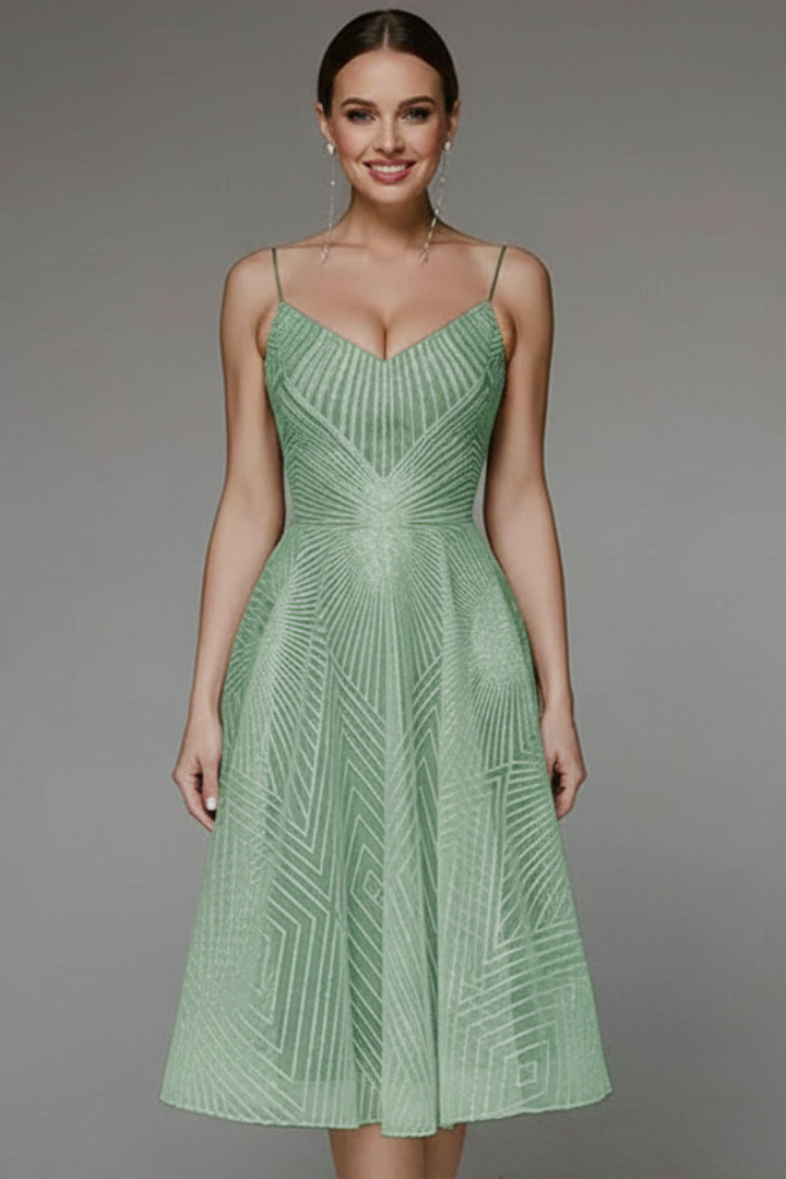 Kvinnors Fit and Flare Midi Klänning – Spaghetti Rem Stil för Sommarevenemang