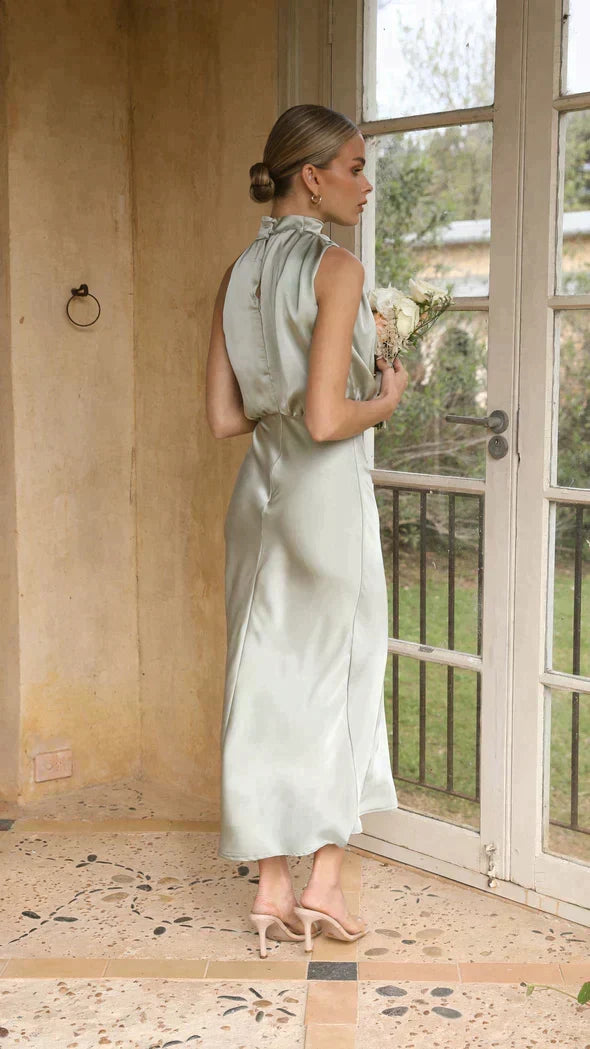 Kvinnors Halterneck Satin Midi Klänning – Draperad Bröllopsgäst och Kvällsstil