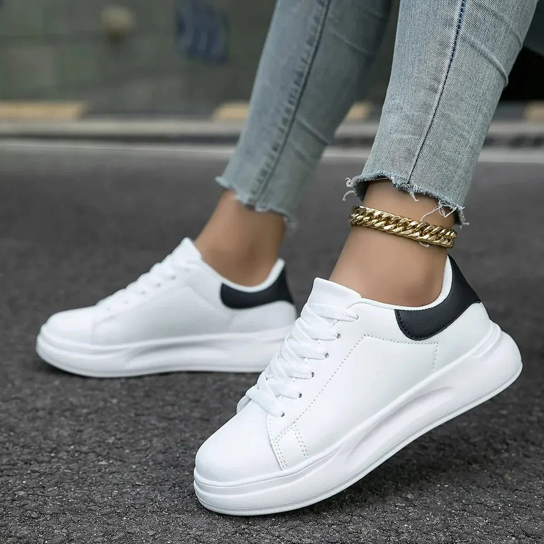 Kvinnors Lätta Casual Sneakers – Flexibla Snörningsskor för Stad och Resa
