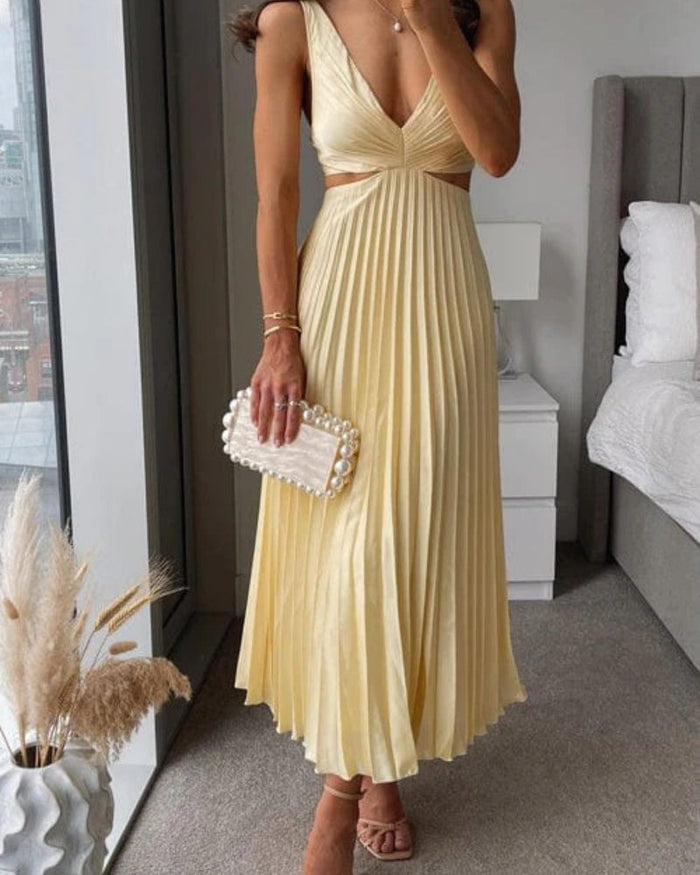 Kvinnors Plisserad Cut-Out Midi Klänning – V-ringad Bröllopsgäst Stil för Eleganta Evenemang