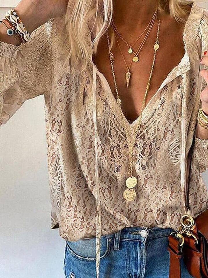 Kvinnors Boho V-ringad Blus – Avslappnad Blus med Spetsdetaljer för Sommardagar och Helgbruk