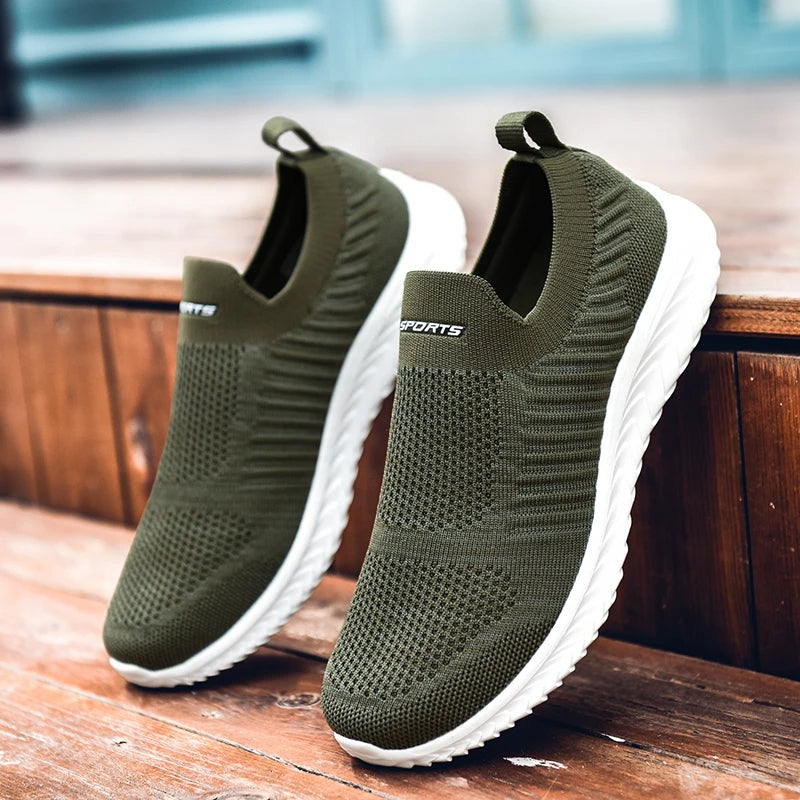 Kvinnors lätta slip-on träningsskor med dämpande komfort för gång