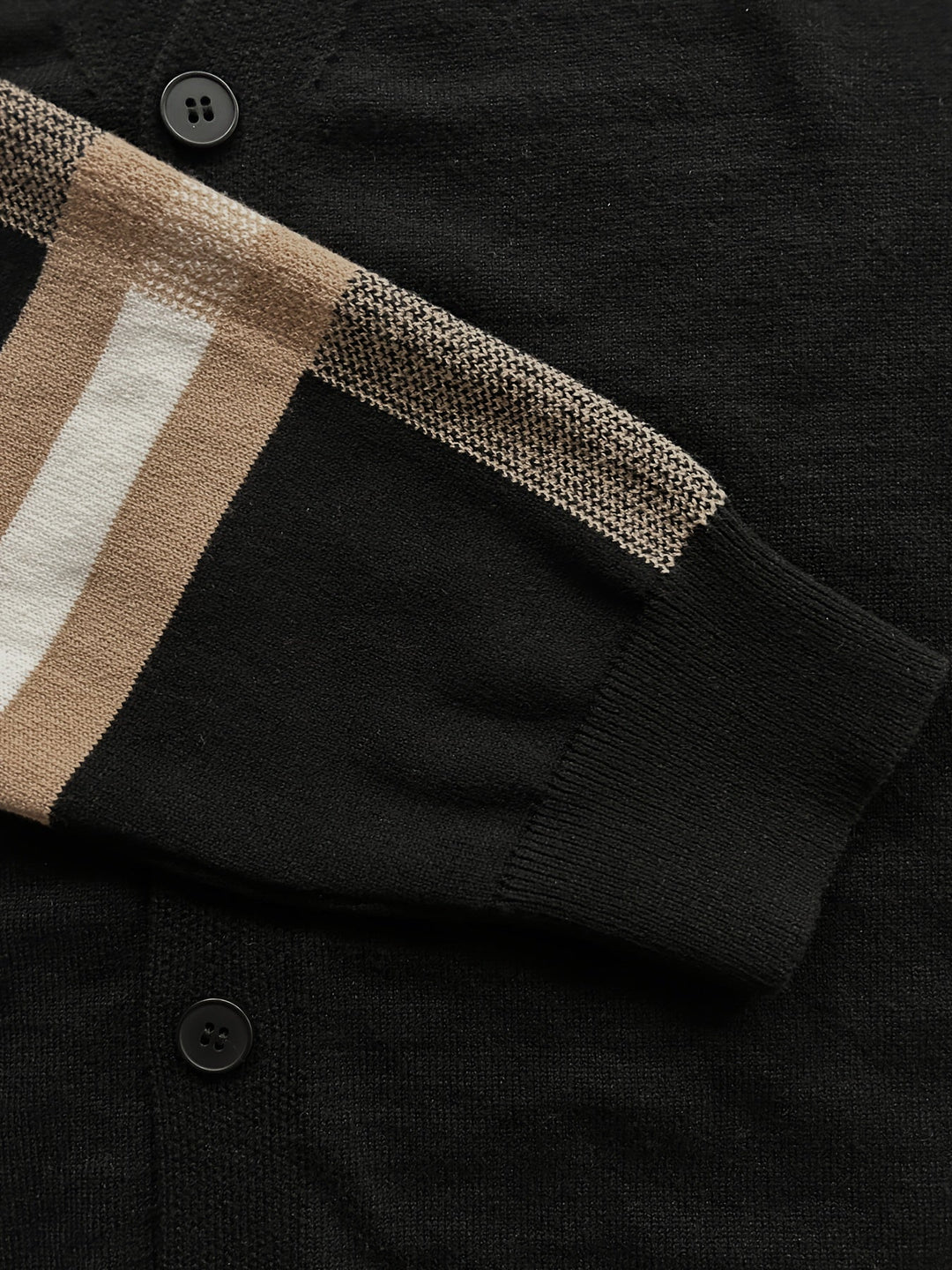 Herrars Ullknapp Cardigan – Handgjord Stickad Regular Fit