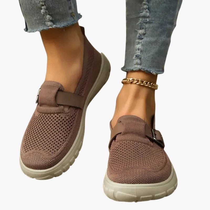Kvinnors Andningsbara Mesh Gångskor – Stödjande Slip-On Komfort med Justerbar Rem