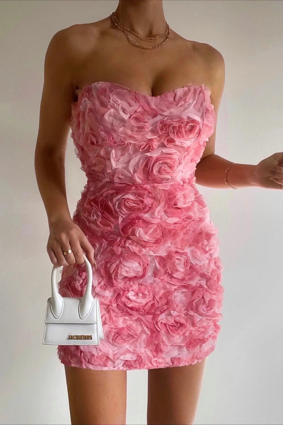 Kvinnors Strapless Mini Klänning med Blommig Appliké Textur