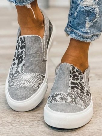 Kvinnors Patchwork Slip-On Sneakers – Låga Skor för Avslappnad Vardag