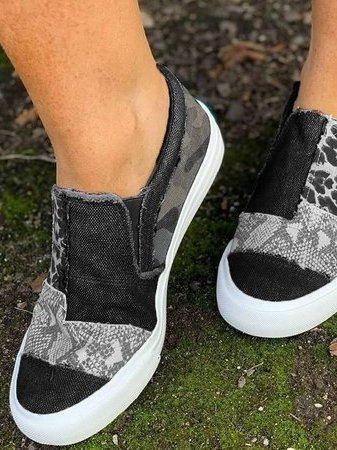 Kvinnors Patchwork Slip-On Sneakers – Låga Skor för Avslappnad Vardag