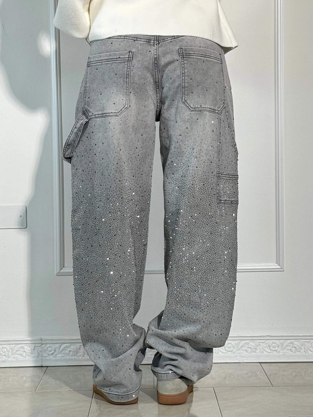 Kvinnors Högmidjade Rak Ben Jeans med Kristalldetaljer – Vintage Denim Look för Året Runt och Enkel Elegans