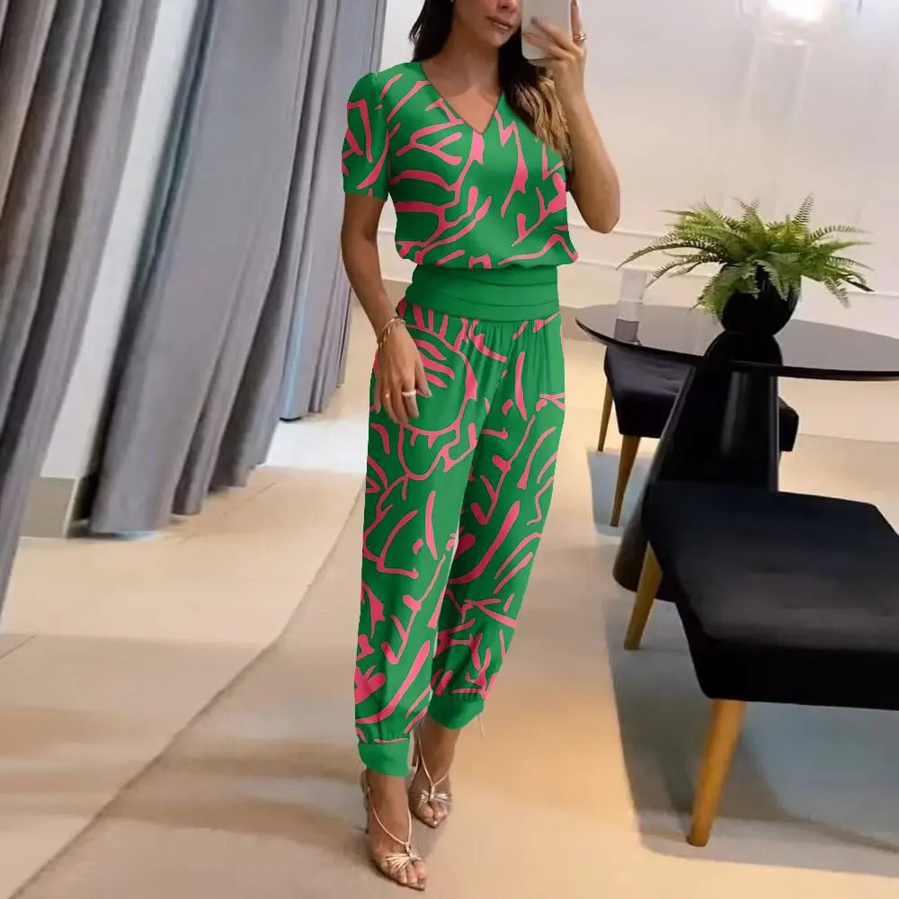 Kvinnors Tryckt Jumpsuit med V-Hals och Knytmidja, Breda Ben, Avslappnad Passform, Stilig Vardagsoutfit