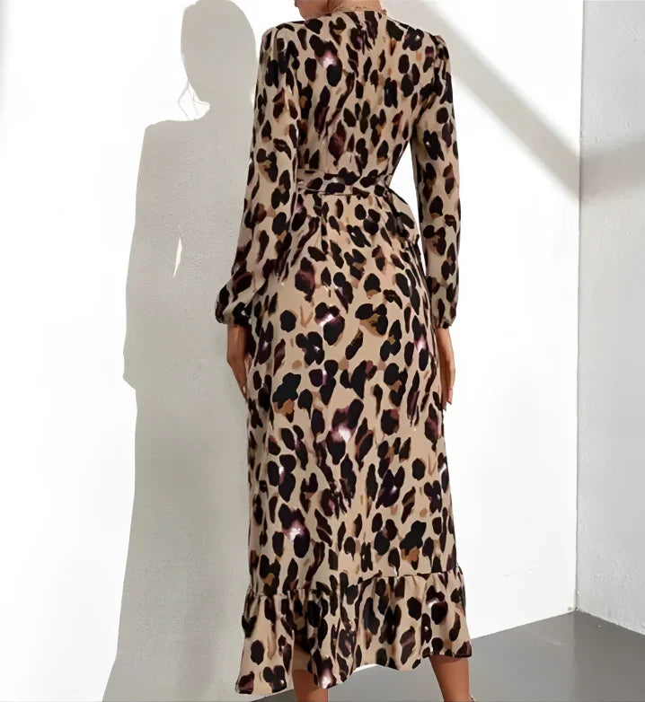 Kvinnors Leopardmönstrad Klänning – Elegant V-ringad A-linje Midi Stilren Casual Klädsel för Tillfällen