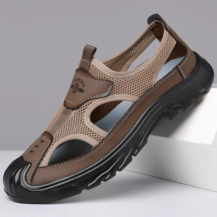 Herrarnas Stängda Tå Mesh Trekking Sandaler med Robust Grepp Sula