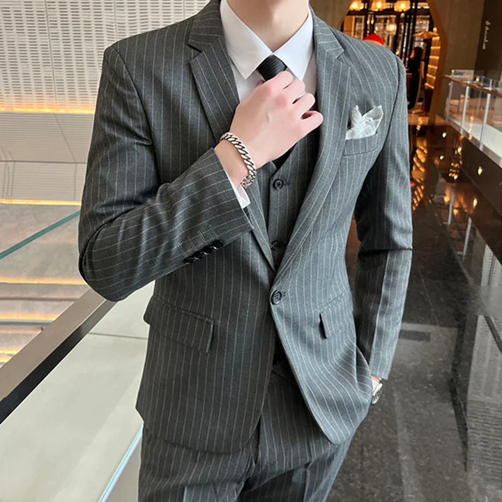 Herrarnas randiga kostymset Elegant formell tre-delad outfit Blazer väst byxor