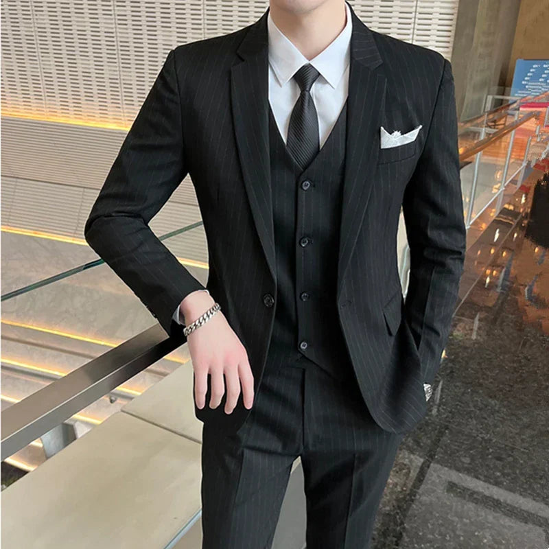 Herrarnas randiga kostymset Elegant formell tre-delad outfit Blazer väst byxor
