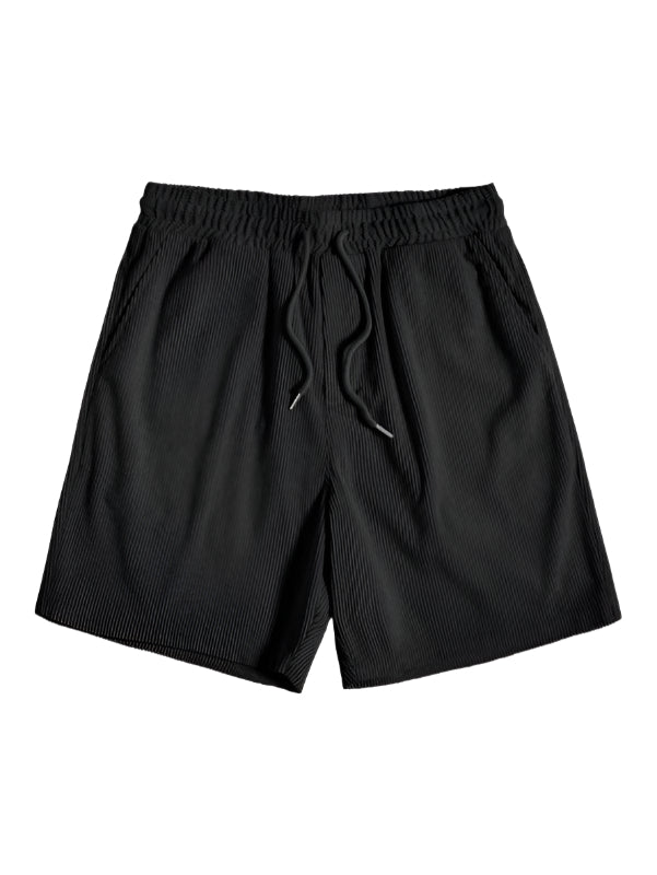 Herrarnas minimalistiska sommarsätt med kortärmad skjorta och shorts, lätt och andningsbar avslappnad outfit