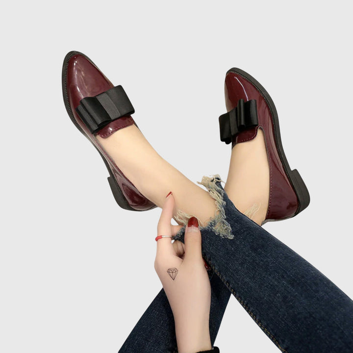 Kvinnors Båge Detalj Lack Loafers Eleganta Slip-On Skor